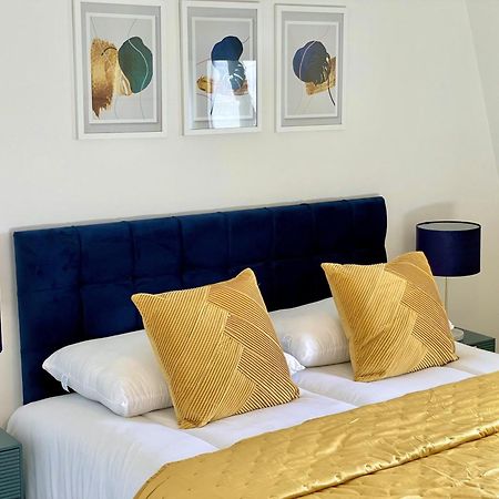 Appartamento Minster Peek With Free Parking York Esterno foto